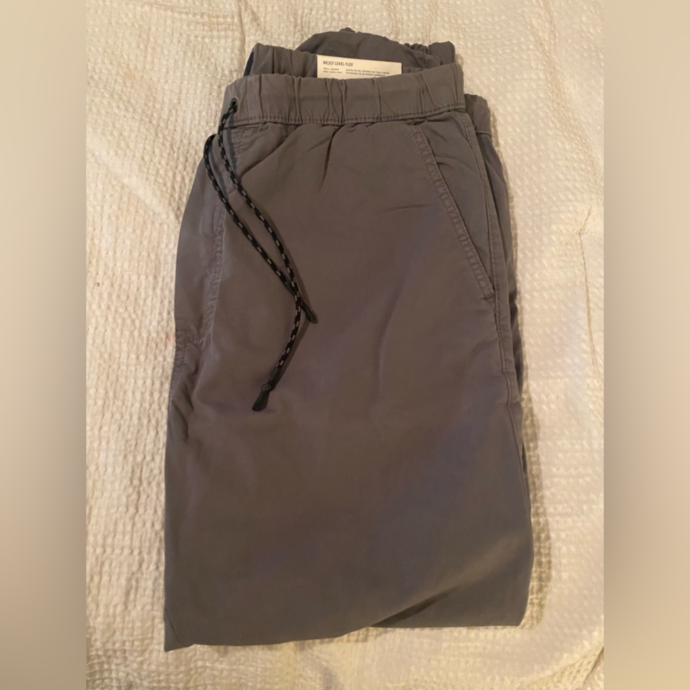 Gray American Eagle Joggers